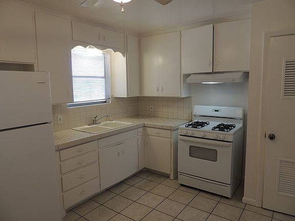 5th image of 1807 E 42nd St