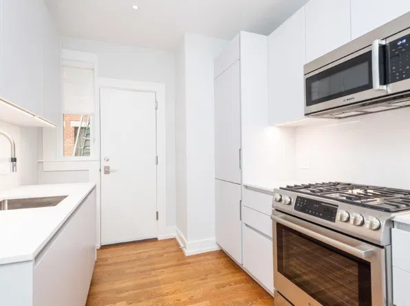 15 Forest St Floor 2, Cambridge, MA 02140