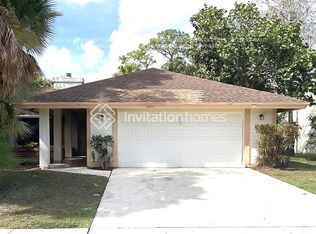 14255 Flora Ln, Wellington, FL 33414