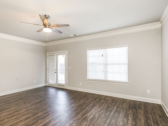2nd image of 71 Madaline Ln