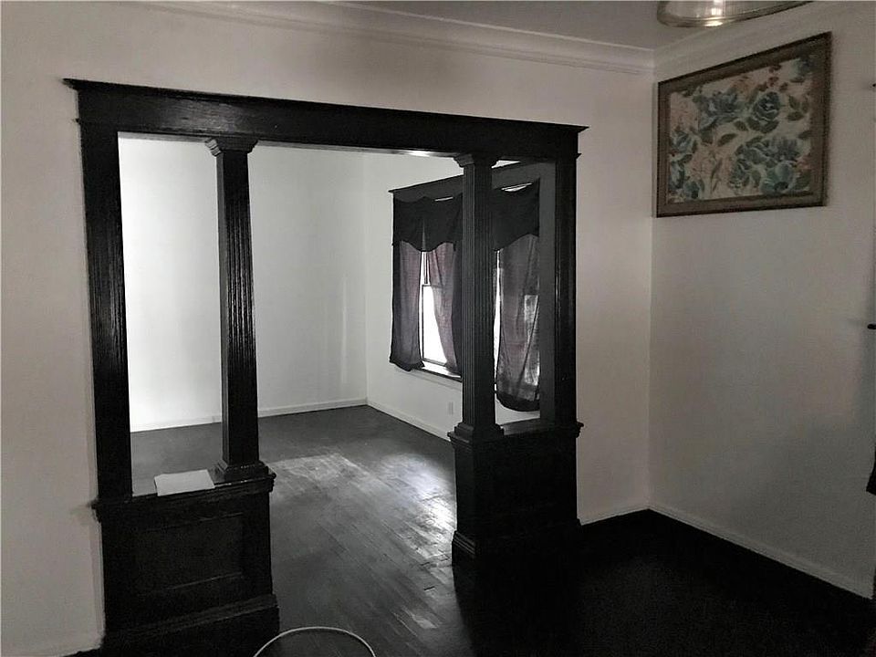 2nd image of 54 Aebersold St