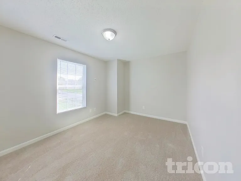 5104 Mintvale Dr — Photo 15