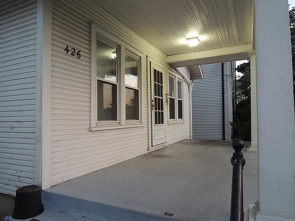3rd image of 426 Livingston Ave