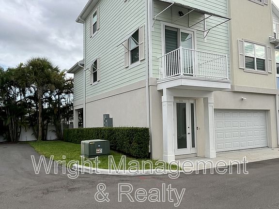 2nd image of 821 Oak Bend Ln