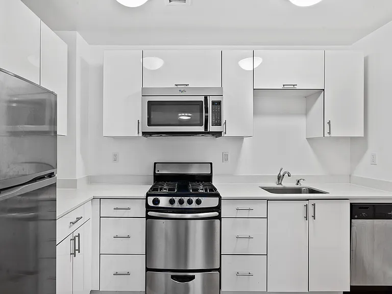2270 Frederick Douglass Blvd #B — Photo 4