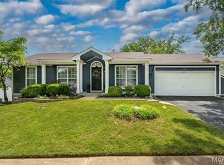 16144 Castlerea Blvd, Ballwin, MO 63021
