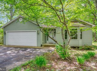 1203 Confederate Dr, Locust Grove, VA 22508