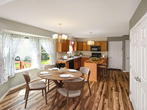 5th image of 6062 Weber Oaks Dr