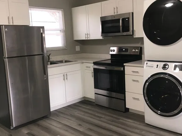 207 John St Unit C, Troy, MO 63379