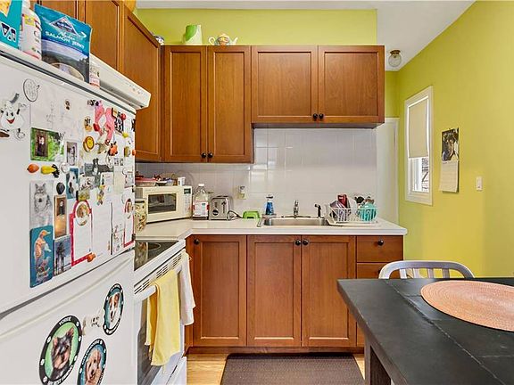 4th image of 66 Fairmount Ave