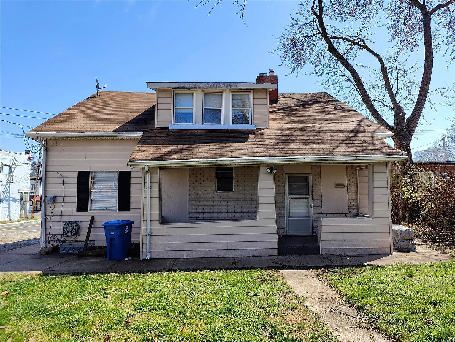 3604 Hoffmeister Ave photo 1