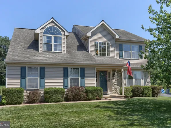 50 Tower Dr, Elizabethtown, PA 17022