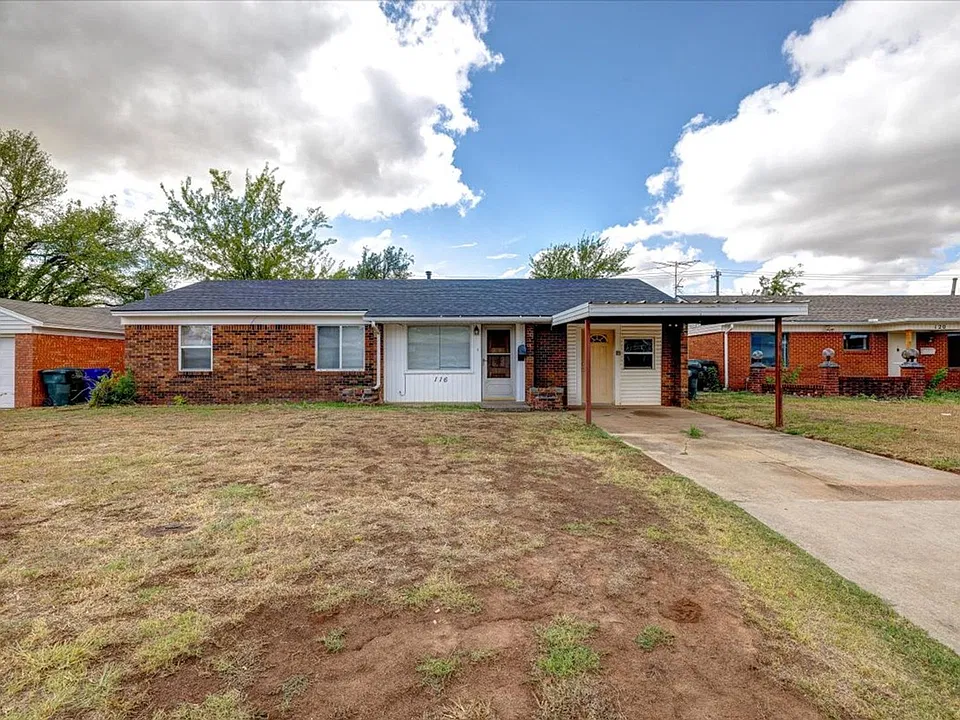 116 W Rose Dr