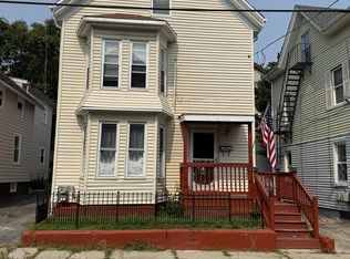 31 Wilson Ave, Woonsocket, RI 02895