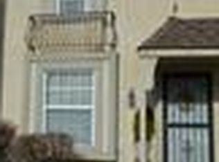 8330 Metcalf Ave, Overland Park, KS 66212