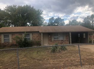 100 Truman St, Morrilton, AR 72110