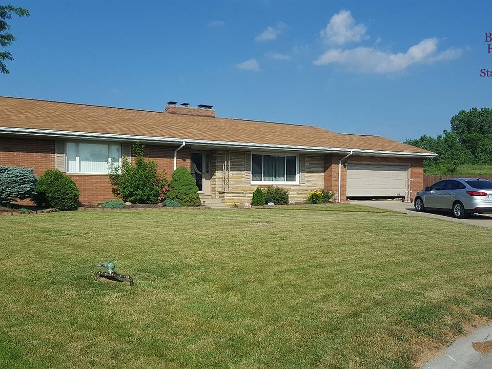 1st image of 3910 Meadowlawn Dr