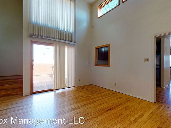 5th image of 2727 San Joaquin Ave SE