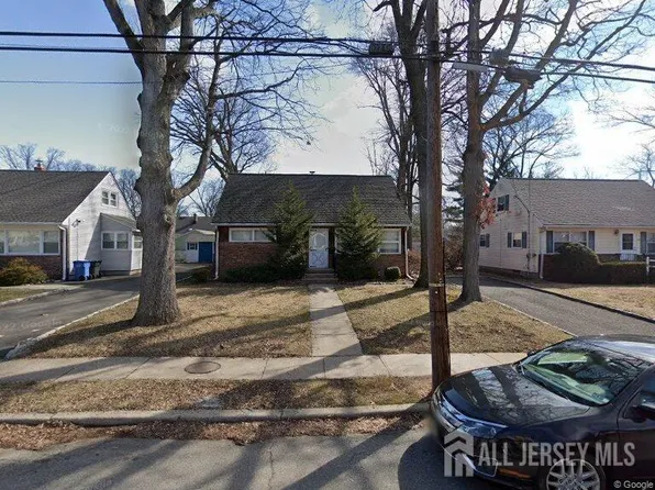 222 Rose St, Metuchen, NJ 08840