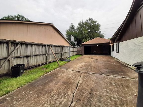 2nd image of 22310 Goldstone Dr