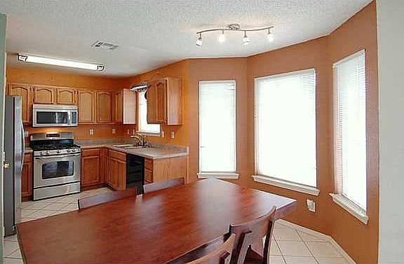 2nd image of 3420 Jan De Roos Pl