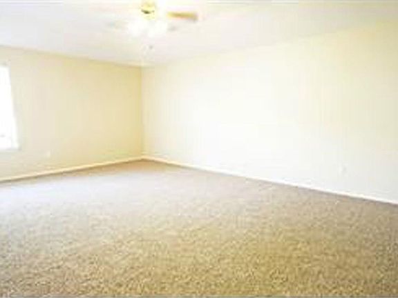 5th image of 507 Berryhill Dr