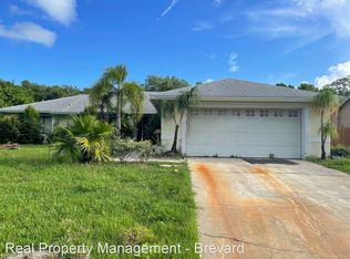 321 Krefeld Rd NW, Palm Bay, FL 32907