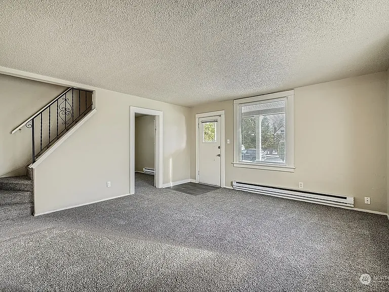 6838 S Park Ave — Photo 18