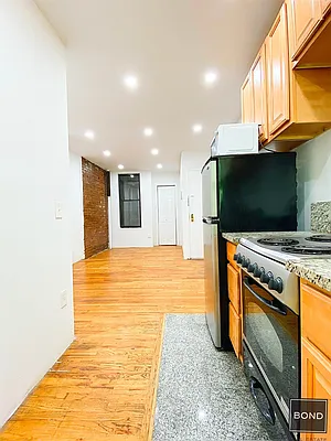 Rented by Bond New York | media 1