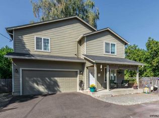 1055 Grove St, Lebanon, OR 97355