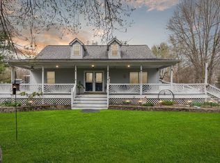 7200 Oakville Waltz Rd, Carleton, MI 48117