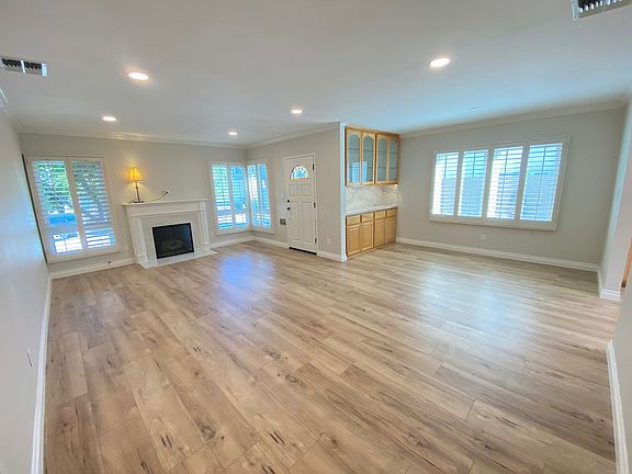 2nd image of 225 San Marco Dr