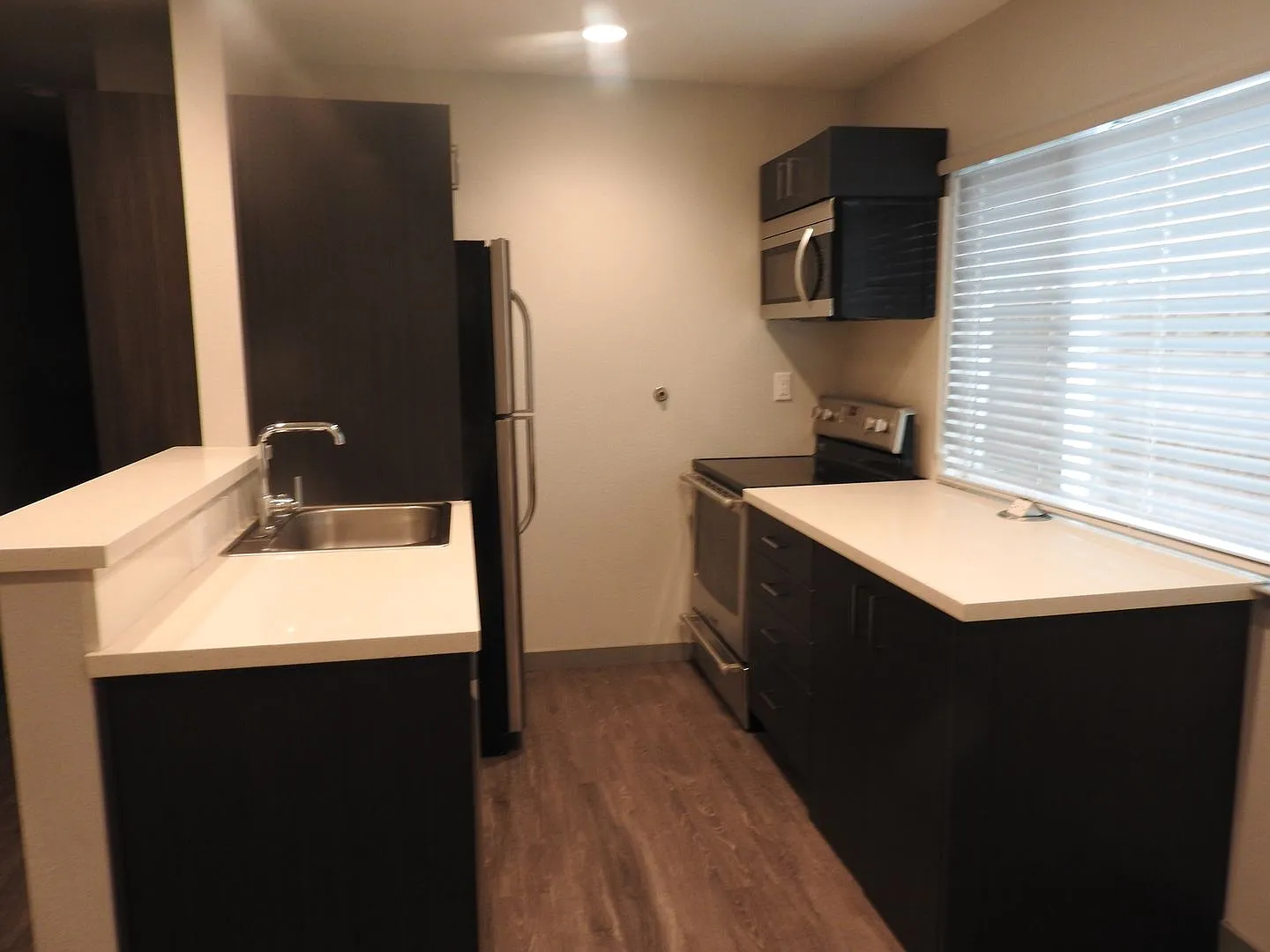 F Street Apartments — Photo 3