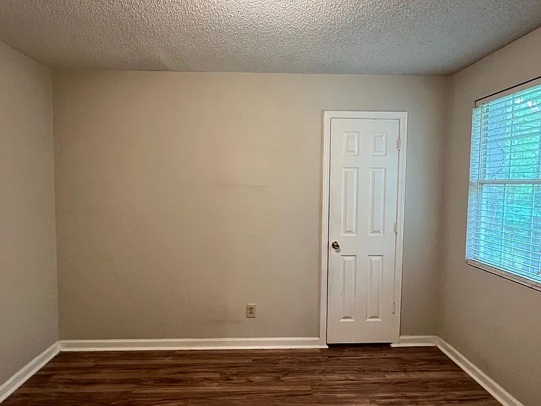 536 Loblolly Ln — Photo 10