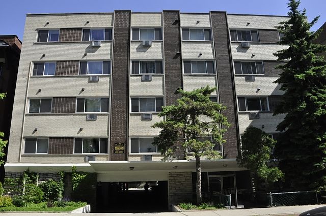 1st image of 736 W Buena Ave APT 501