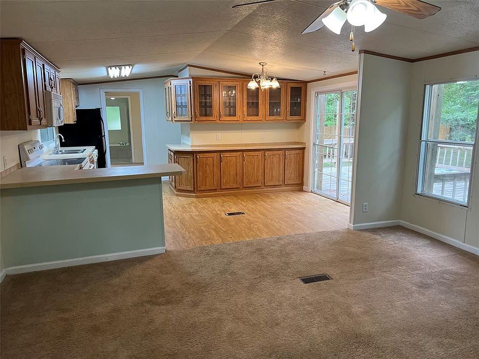 1st image of 33010 Glenda Dr