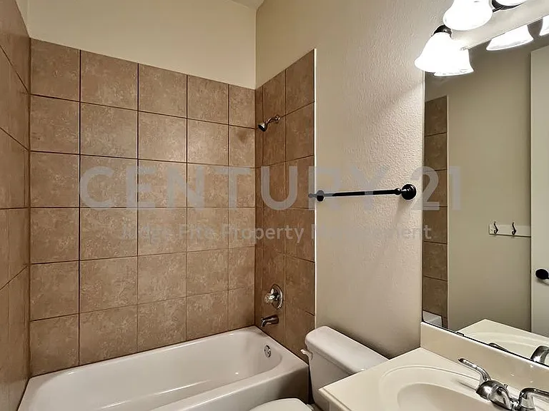 5808 La Vista Dr — Photo 18