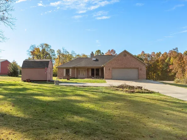 8225 McWhorter Rd, Martinsville, IN 46151