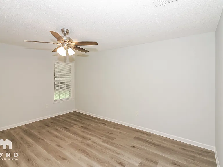 6868 Rockbrook Dr — Photo 8
