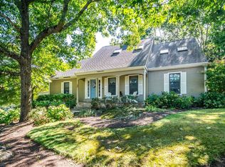 30 Surrey Rd, Winchester, MA 01890
