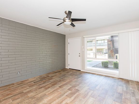 3rd image of 326 W Earll Dr #1