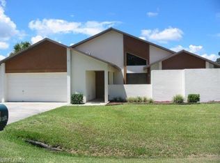 9 Robert Ave, Lehigh Acres, FL 33936
