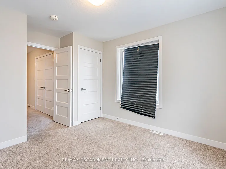 941 Manhattan Way — Photo 23