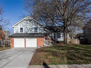 13936 S Sycamore St, Olathe, KS 66062