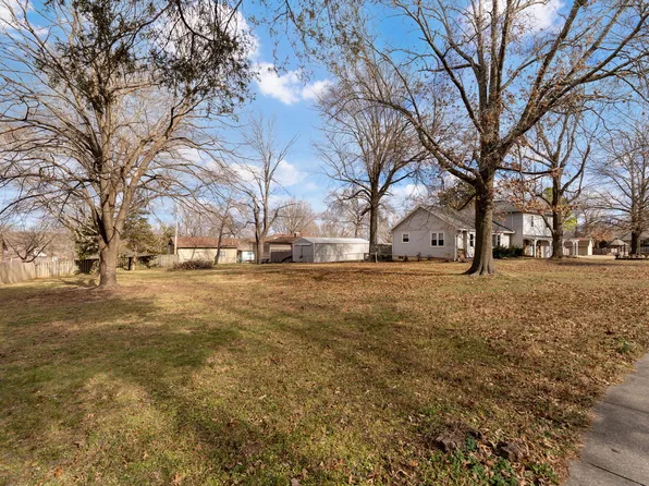 000 Farm Rd 156, Springfield, MO 65809