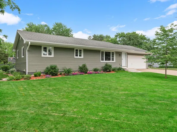 14775 Foxhill Ave N, Hugo, MN 55038