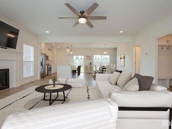3rd image of 7230 Ironwood Cir