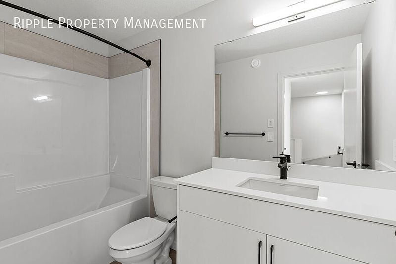 Spruce Grove Townhouse for rent - 3 Bedrooms — photo 9