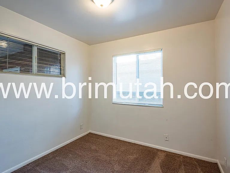 2241 E. Laney Ave. - E — Photo 10