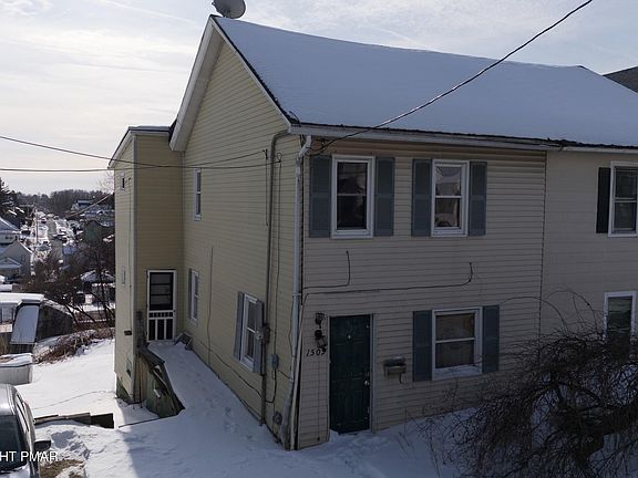 2nd image of 1509 Division St